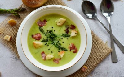 Comment préparer des soupes chaudes et réconfortantes avec les légumes de saison en hiver